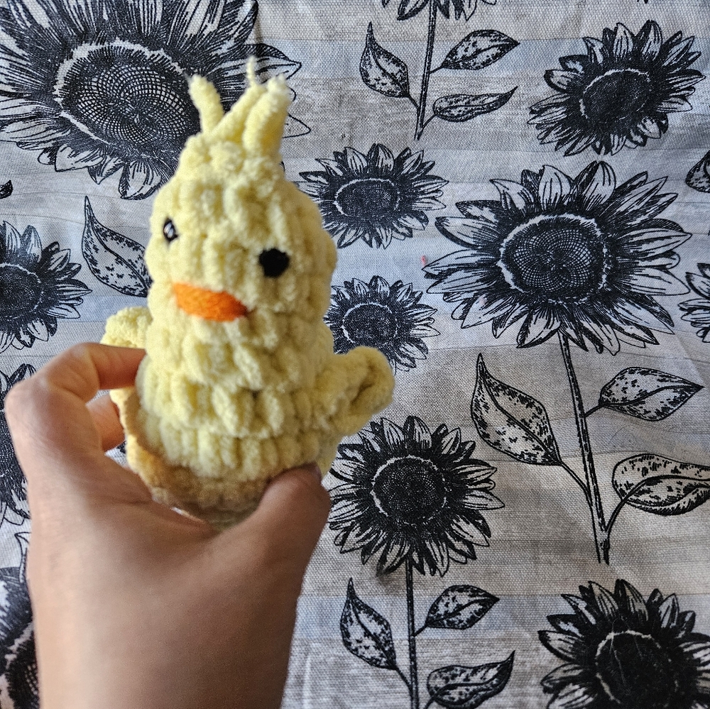 Crochet Light Yellow Baby Chick Amigurumi Plushie - Picture 9 of 13